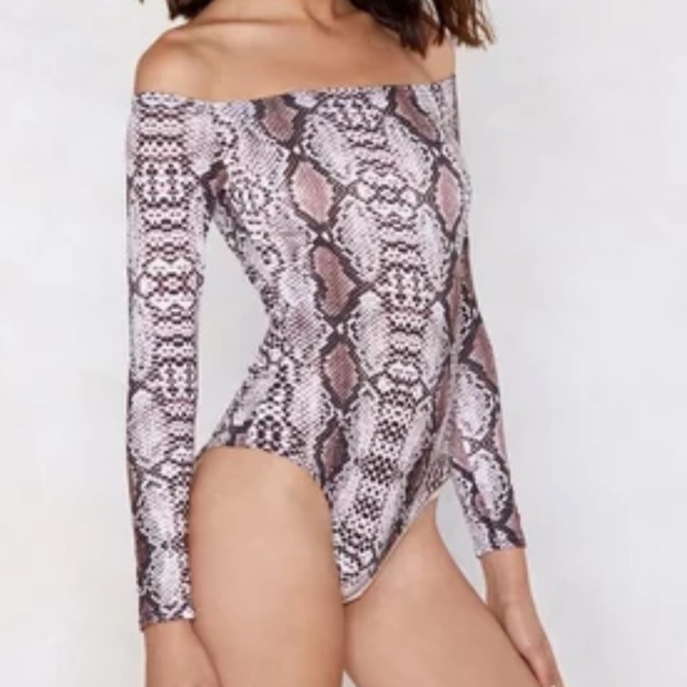 Snake off-the-shoulder Bodysuit